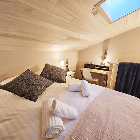 Cote Cour Chaleureuse Maison Apartmán l'Isle-d'Espagnac