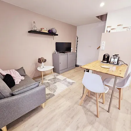 アパート Cote Cour Chaleureuse Maison l'Isle-d'Espagnac