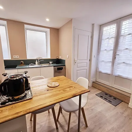 Cote Cour Chaleureuse Maison l'Isle-d'Espagnac